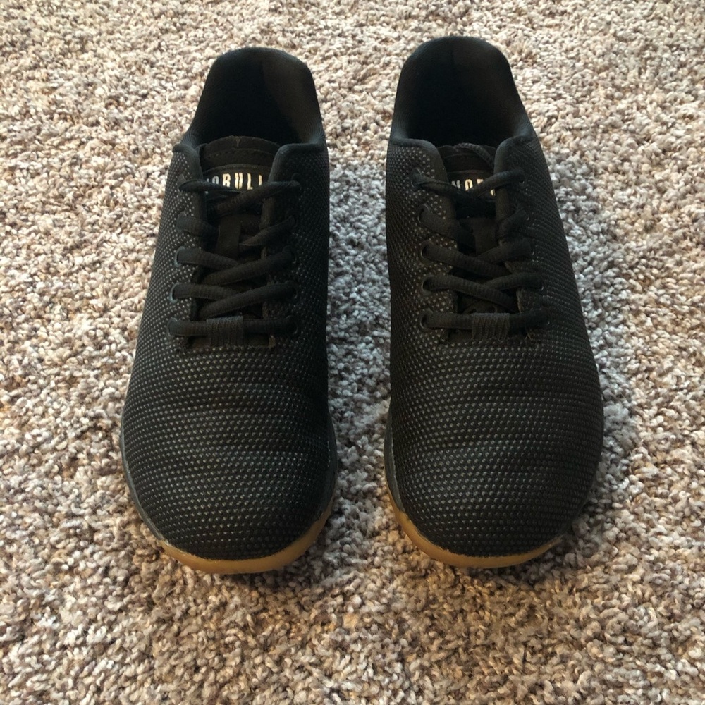 NoBull Project Black Gum Bottom Trainer - M7/W8.5